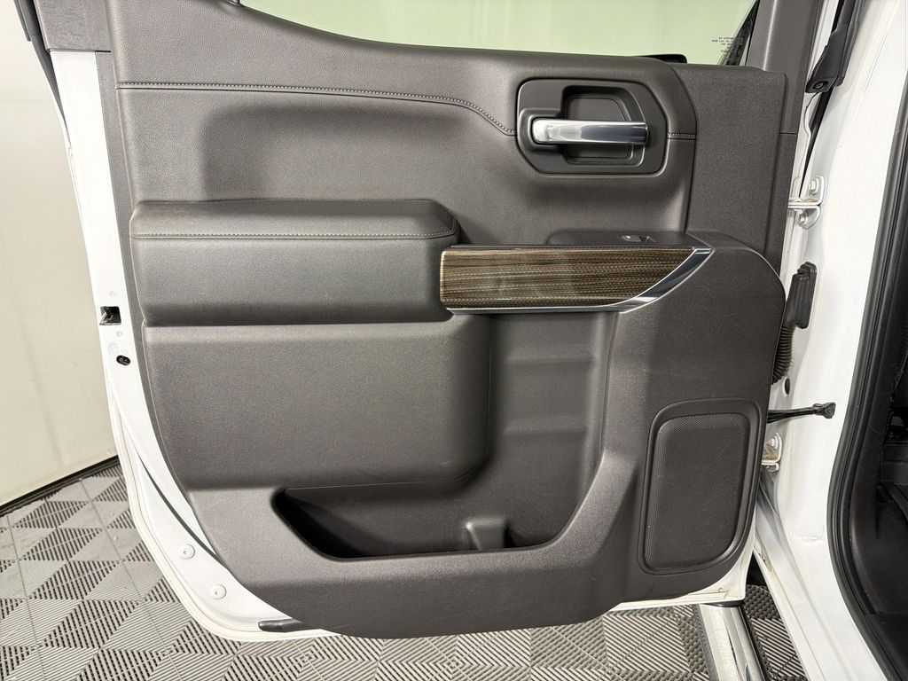 used 2020 Chevrolet Silverado 1500 car, priced at $28,995