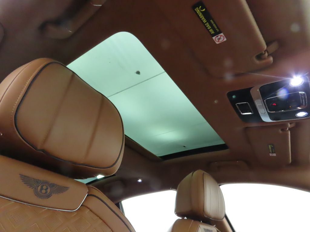 Thumbnail: 2021 Bentley Flying Spur - 19