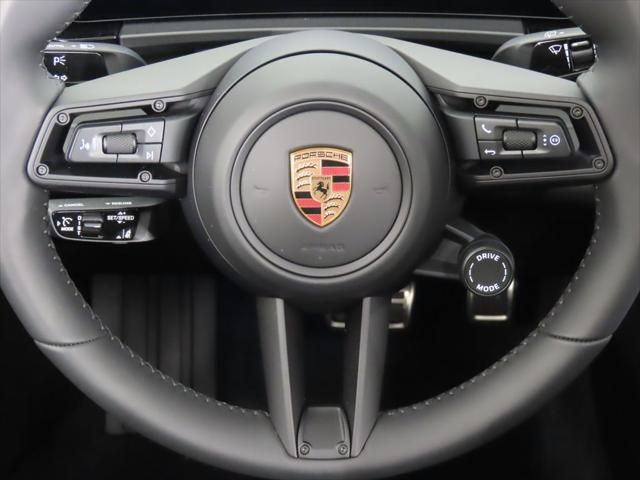 Thumbnail: 2025 Porsche Macan - 19