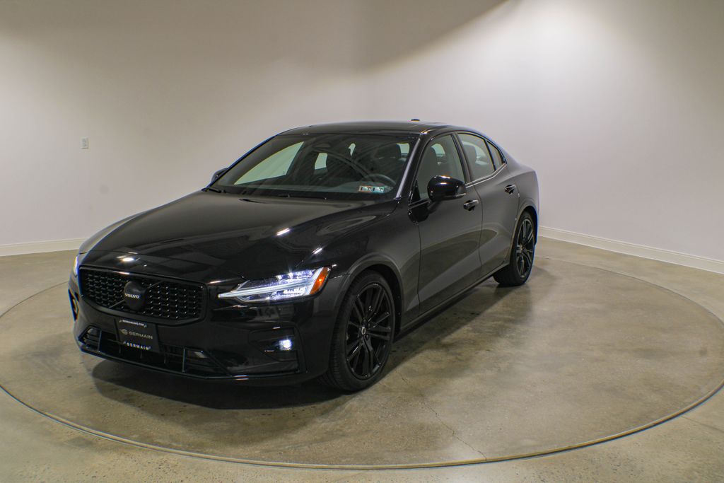 Onyx Black Metallic 2023 Volvo S60 B5 Plus Black Edition AWD Sedan All-Wheel Drive Automatic