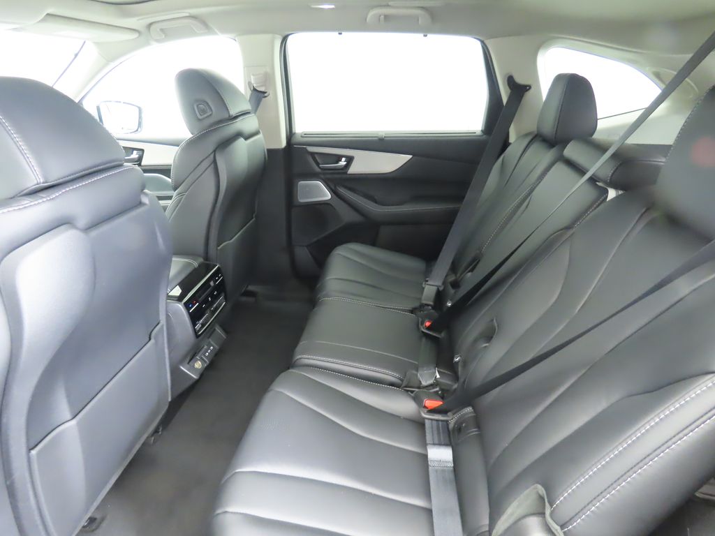 Thumbnail: 2026 Acura MDX - 23