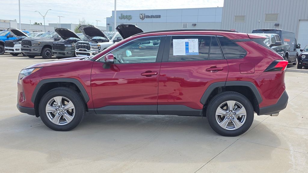 Used 2023 Toyota RAV4 XLE with VIN 2T3W1RFV9PW262071 for sale in Kansas City