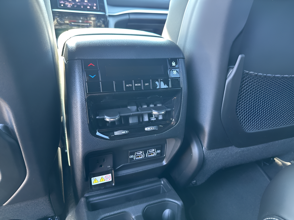 New Car 2025 Jeep Grand Cherokee L  For Sale Under $50,000 In Austin, Texas