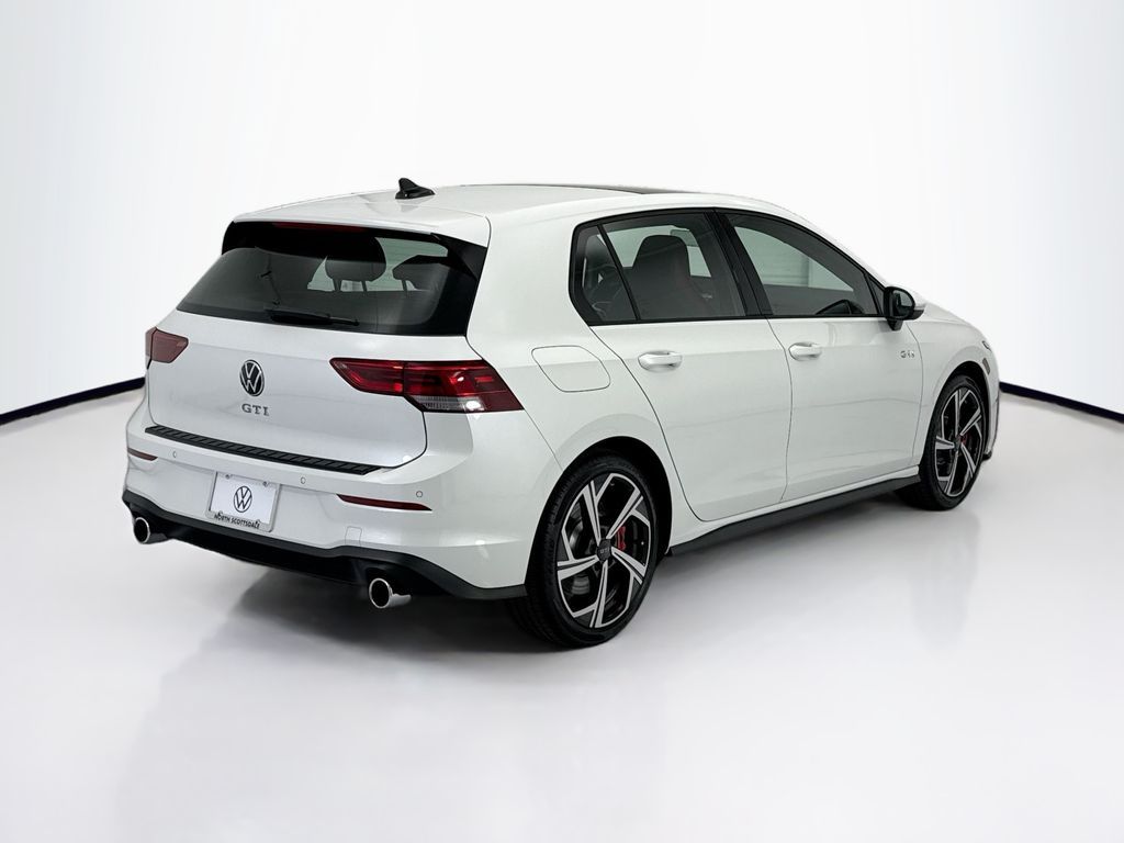 Thumbnail: 2026 Volkswagen Golf - 5