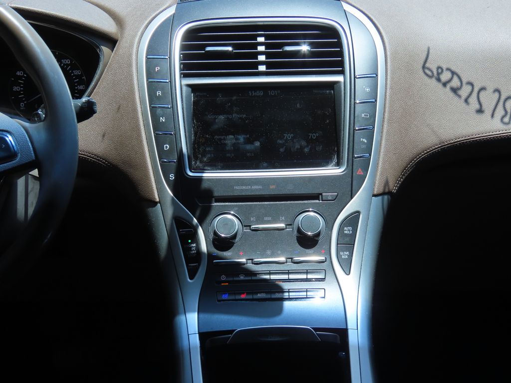 Thumbnail: 2016 Lincoln MKX - 8