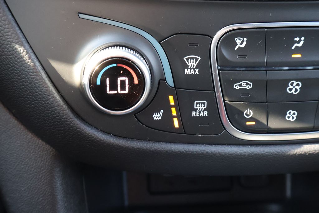 2023 Chevrolet Equinox LT 25