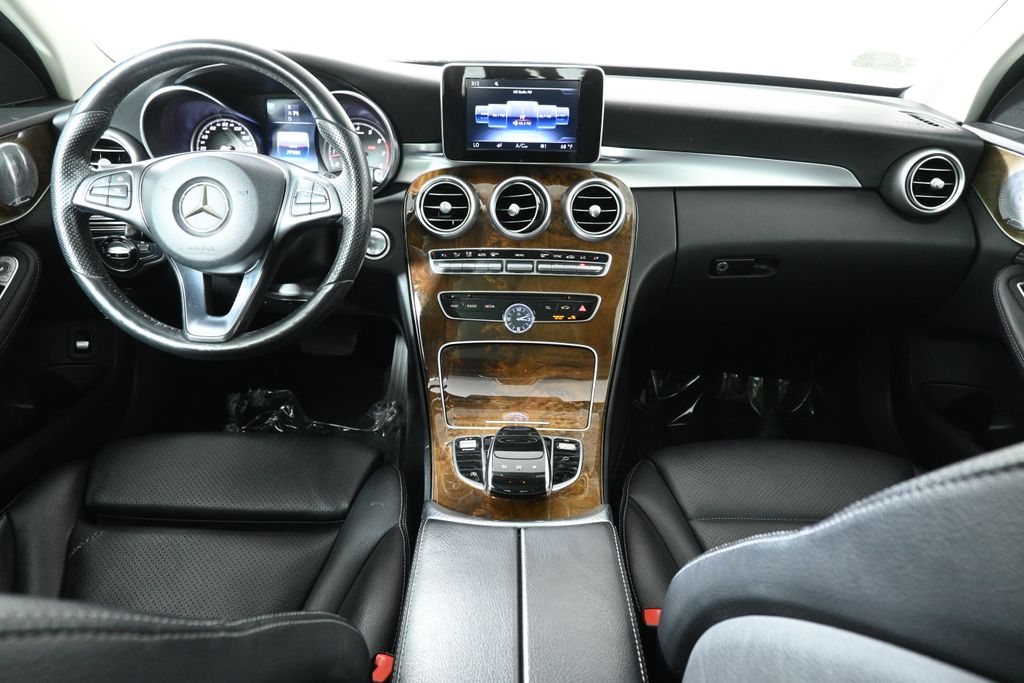 2016 Mercedes-Benz C-Class C 300 16