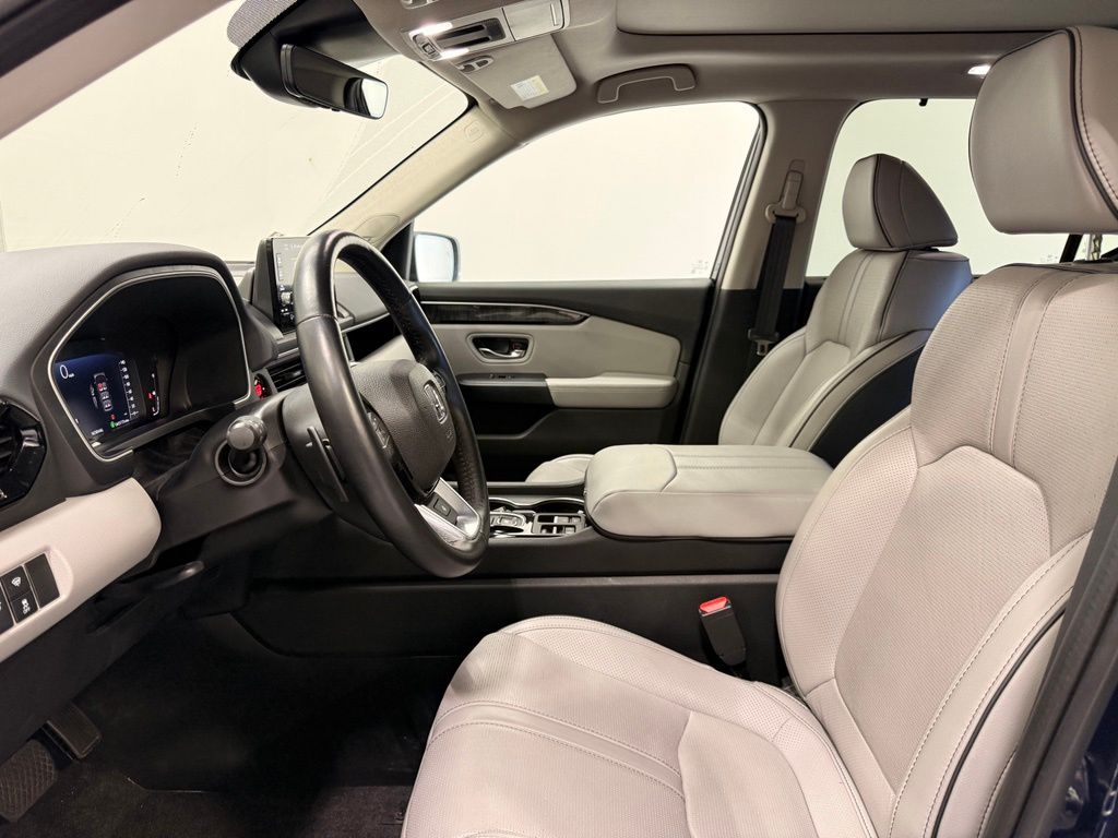 Thumbnail: 2023 Honda Pilot - 12