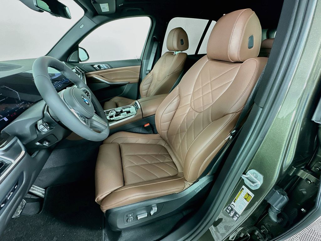 Thumbnail: 2026 BMW X5 - 16