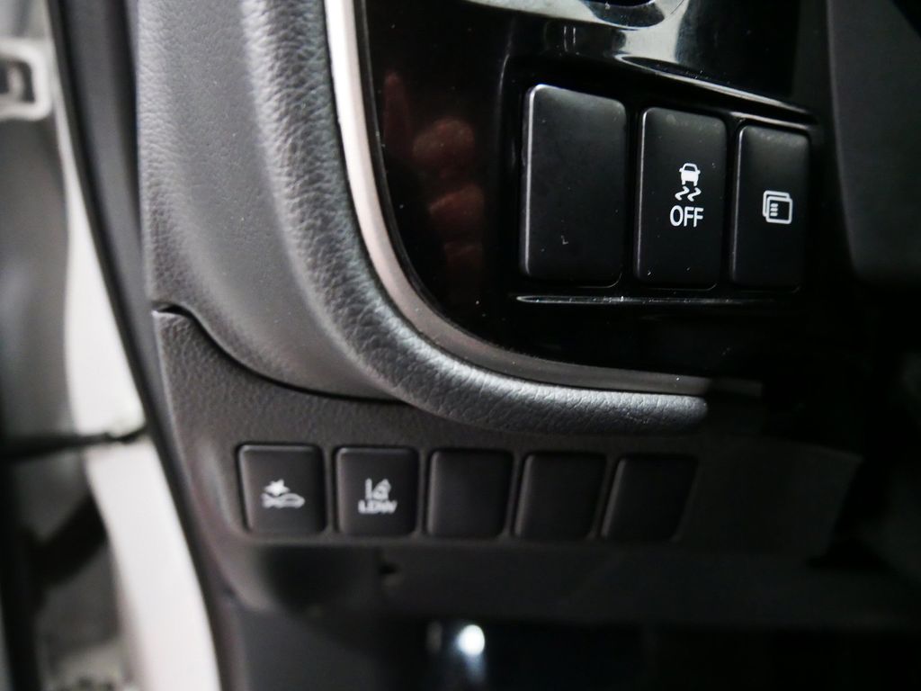 Used 2020 Mitsubishi Outlander SUV