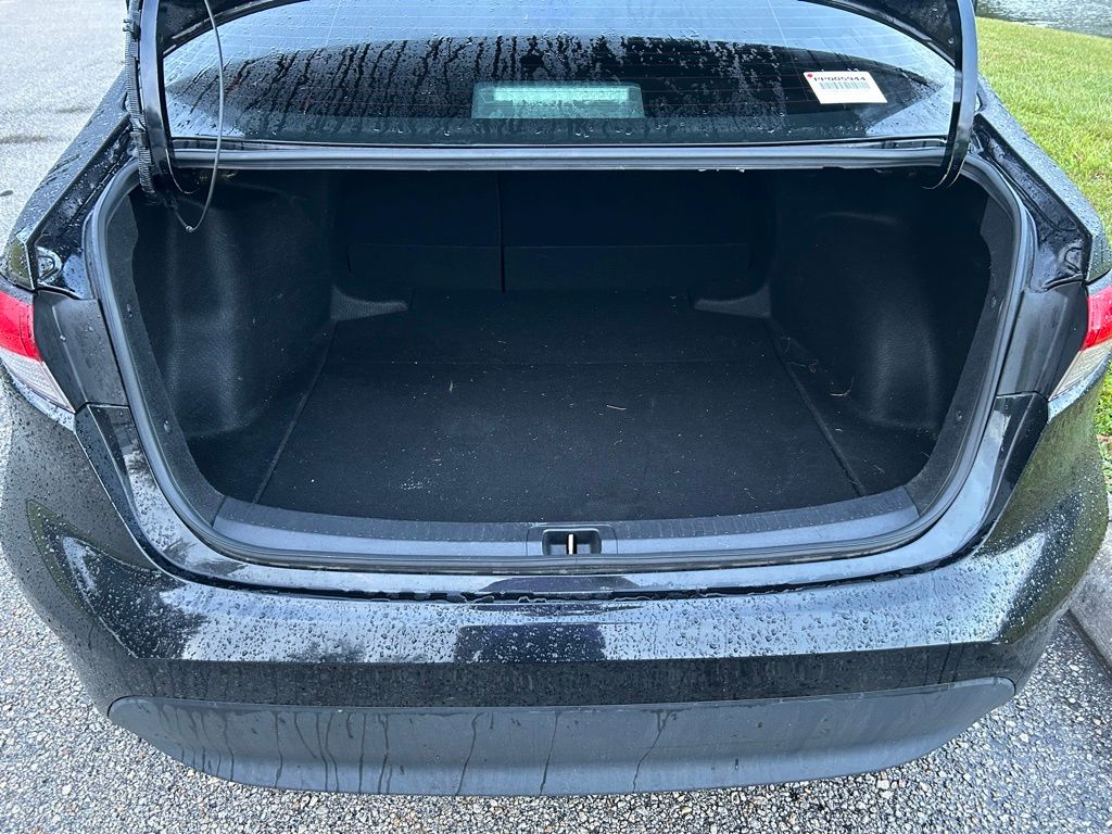 Thumbnail: 2023 Toyota Corolla - 10