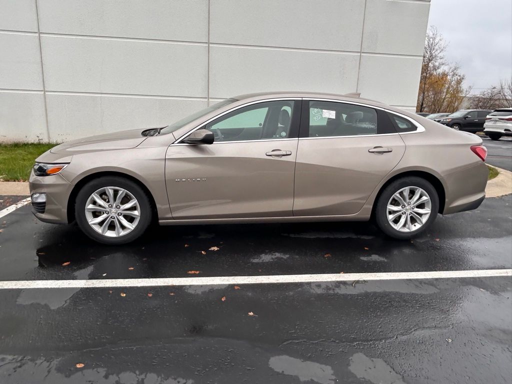 2022 Chevrolet Malibu LT 3