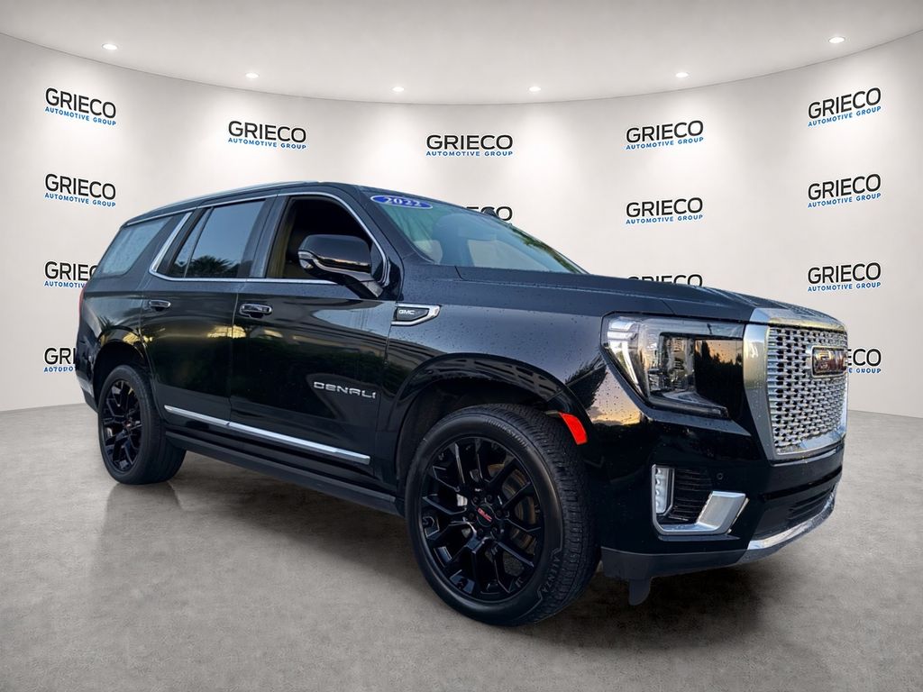 Onyx Black 2022 GMC Yukon SUV / Crossover Four-Wheel Drive 
