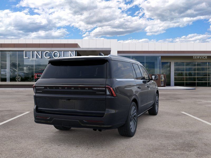 Thumbnail: 2026 Lincoln Navigator L - 8
