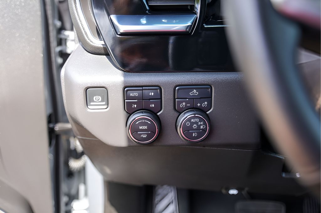 Used Car 2025 Chevrolet Silverado 1500  Lt Trail Boss For Sale Under $60,000 In Austin, Texas