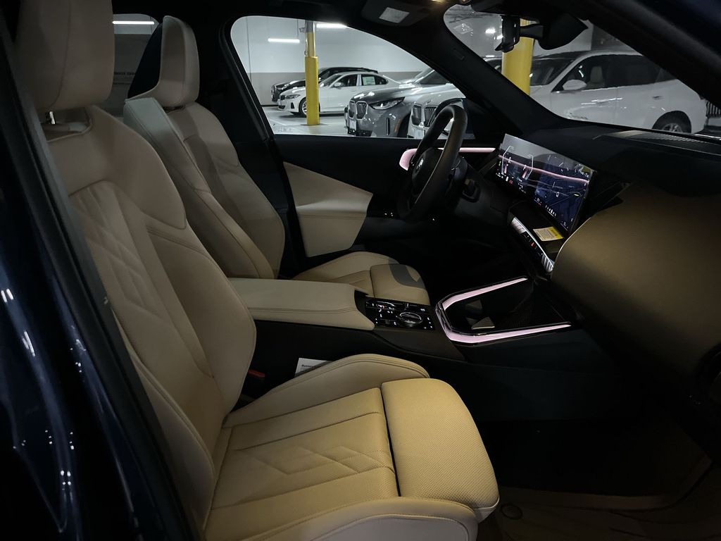 Thumbnail: 2025 BMW X3 - 25