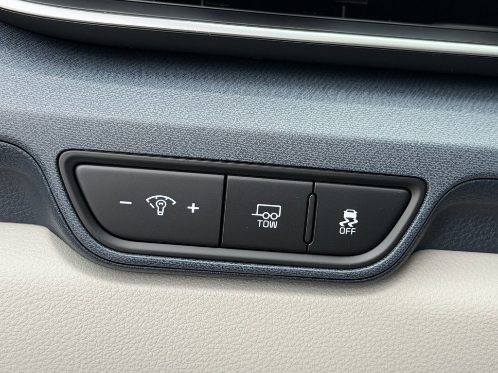 new 2026 Kia Carnival Hybrid car, priced at $43,994