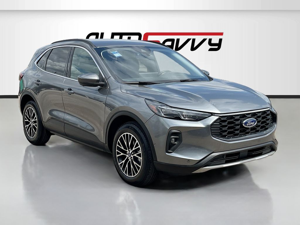 2024 Ford Escape Platinum