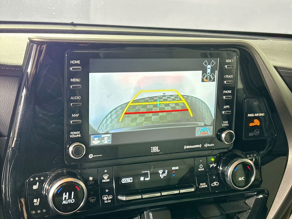 2021 Toyota Highlander Hybrid Limited