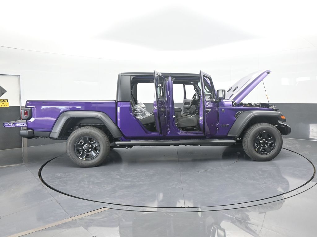 New 2026 Reign Jeep Sport image 68