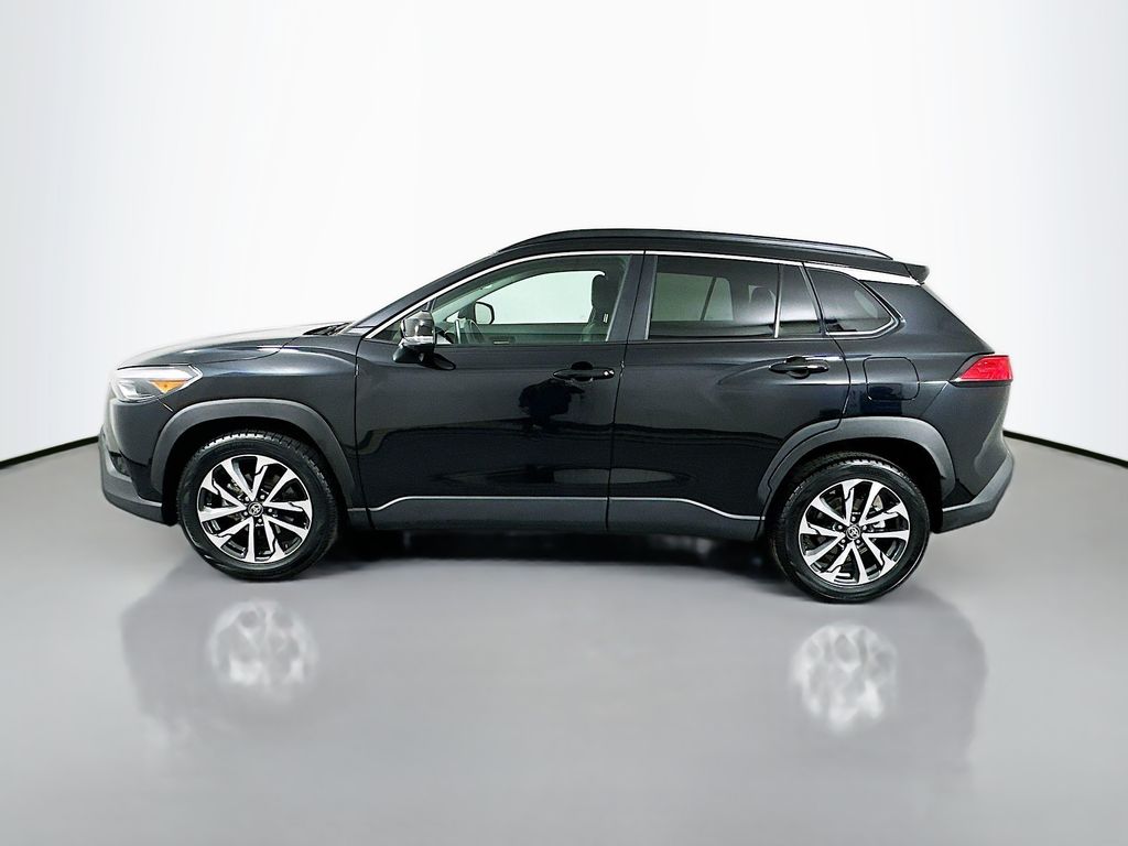 Thumbnail: 2025 Toyota Corolla Cross - 8