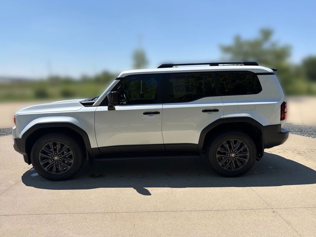 White (Wind Chill Pearl) 2024 Toyota Land Cruiser SUV / Crossover Four-Wheel Drive 8-Speed Automatic