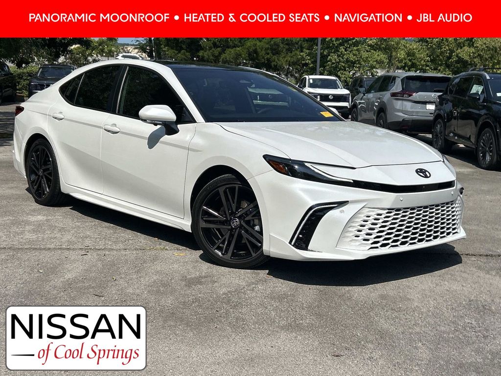 White (Wind Chill Pearl) 2025 Toyota Camry Sedan Front-Wheel Drive Continuously Variable Transmission