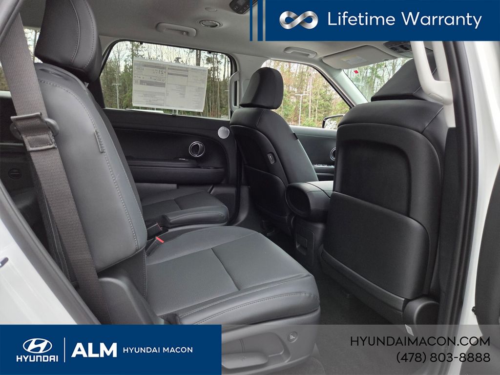 New 2026 White Hyundai SEL Premium FWD image 17