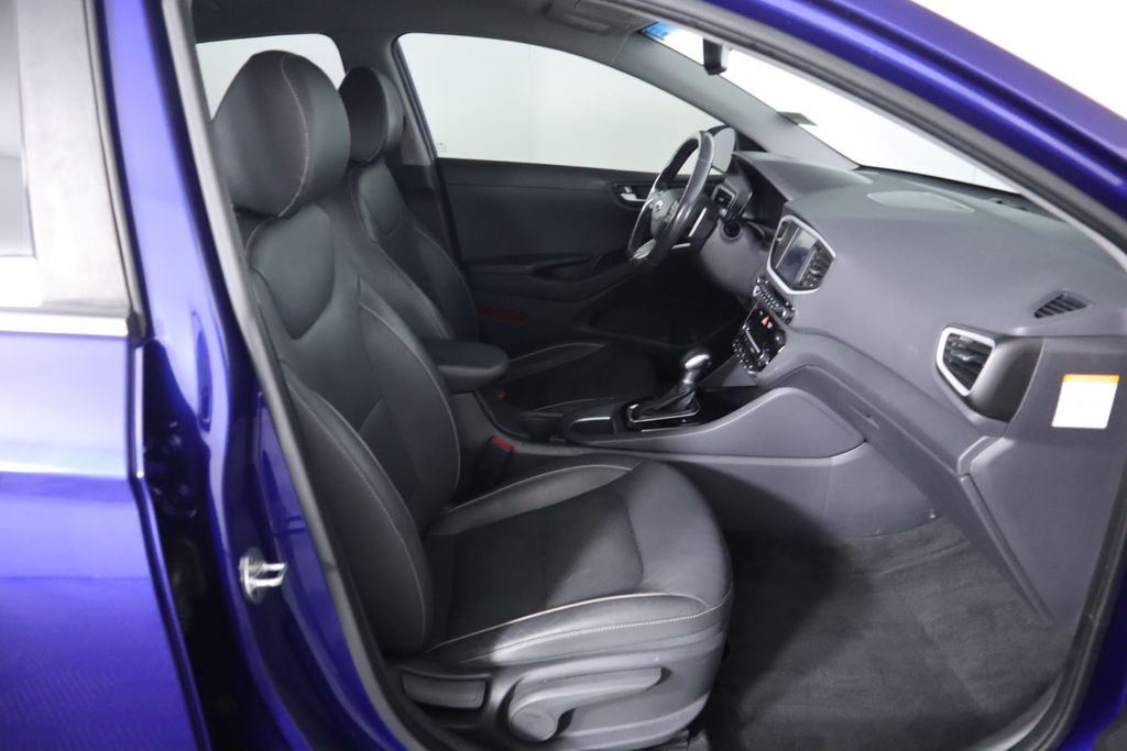 2019 Hyundai Ioniq SE 20