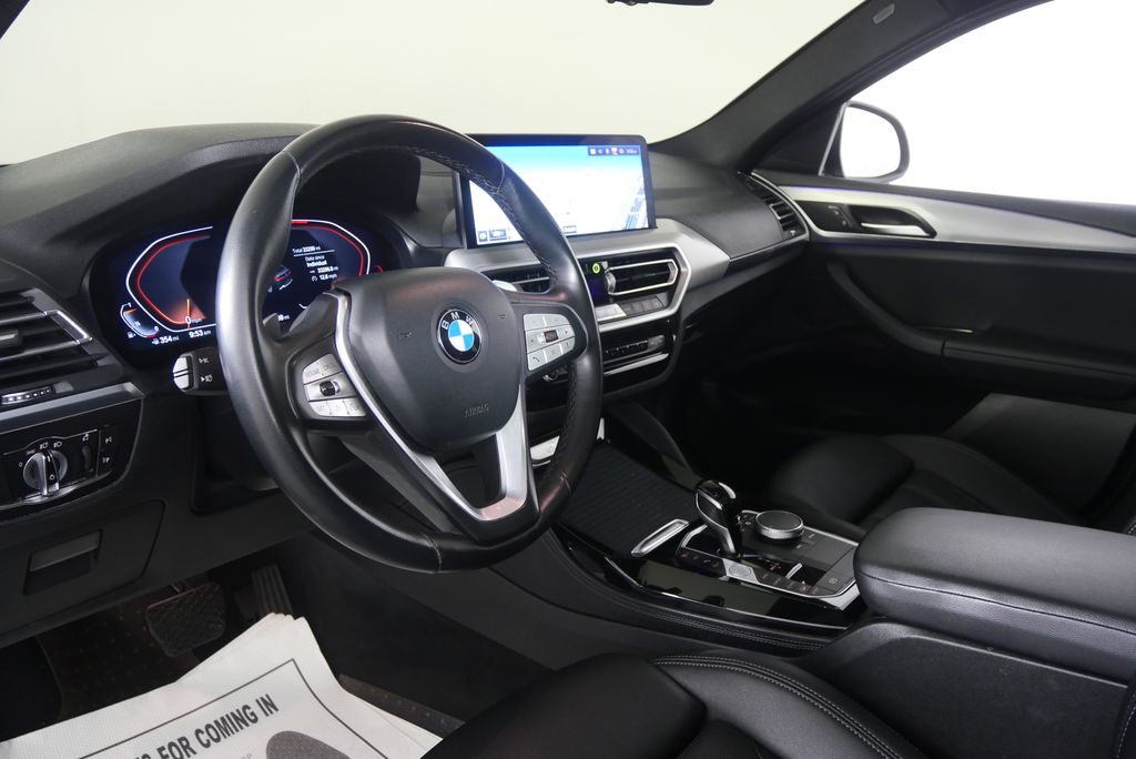 Thumbnail: 2022 BMW X4 - 12