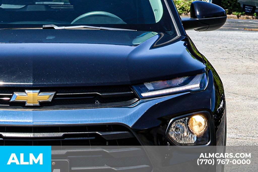 Used 2023 Black Chevrolet LT image 15