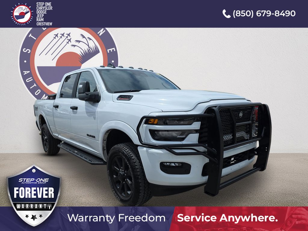 Bright White Clearcoat 2025 RAM 2500 Big Horn Crew Cab 4WD Pickup Truck Four-Wheel Drive 8-Speed Automatic