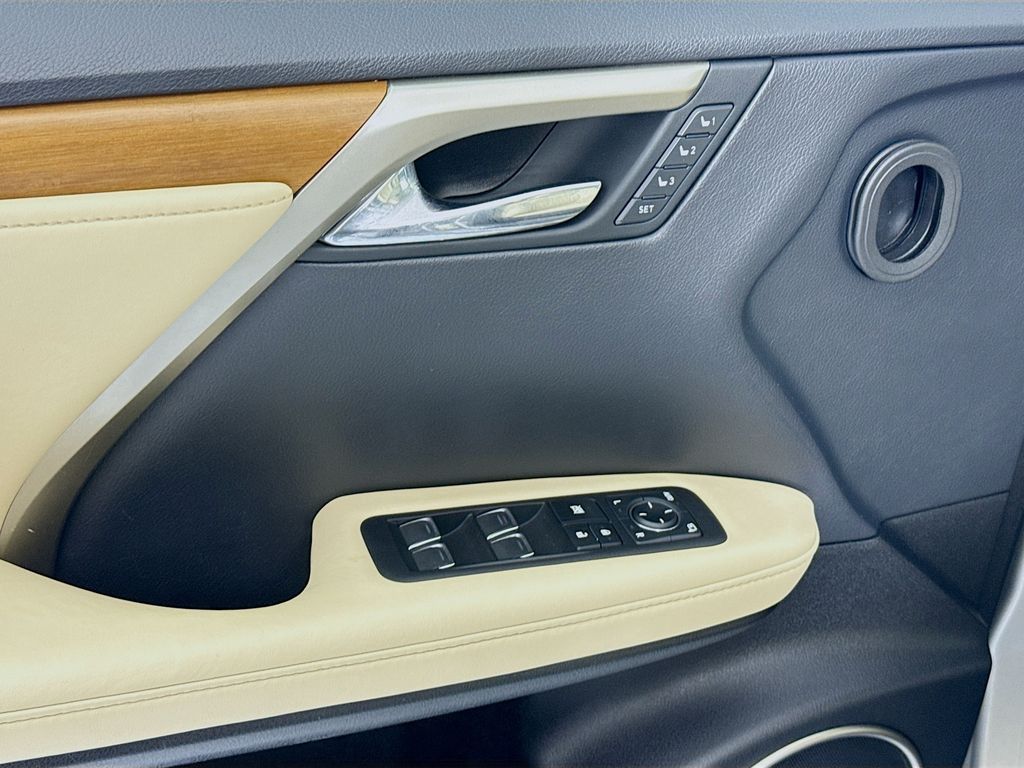 Thumbnail: 2021 Lexus RX - 24