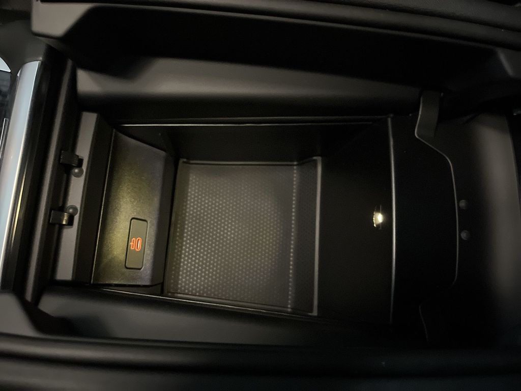 Thumbnail: 2026 BMW X6 - 21