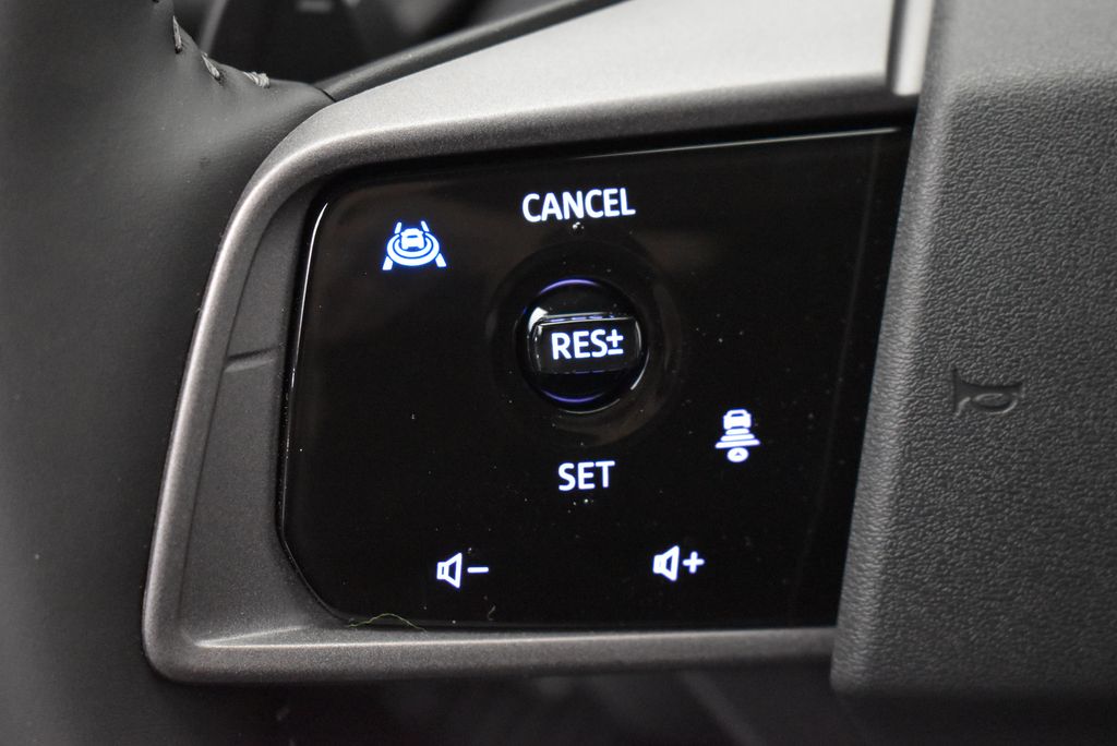 2025 Nissan Murano SV 17