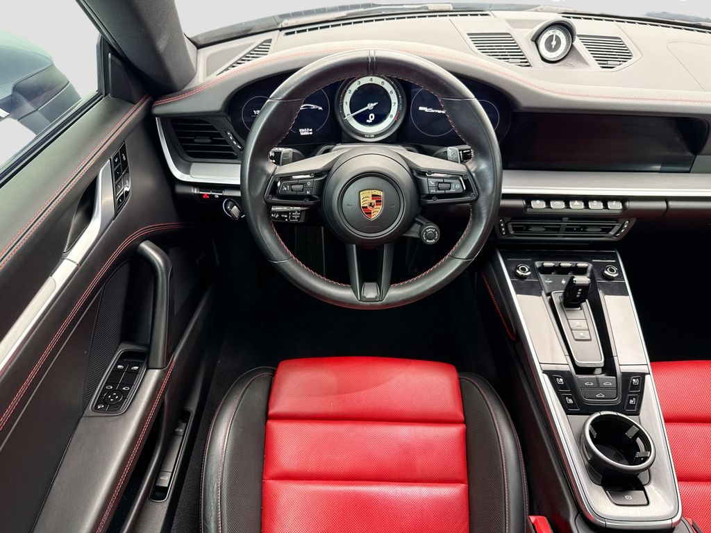 Thumbnail: 2020 Porsche 911 - 12