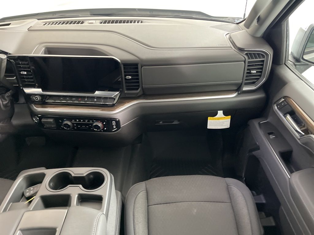 Thumbnail: 2026 Chevrolet Silverado 1500 - 15