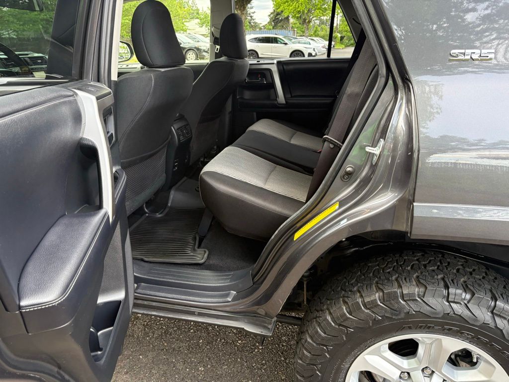 2018 Toyota 4Runner SR5