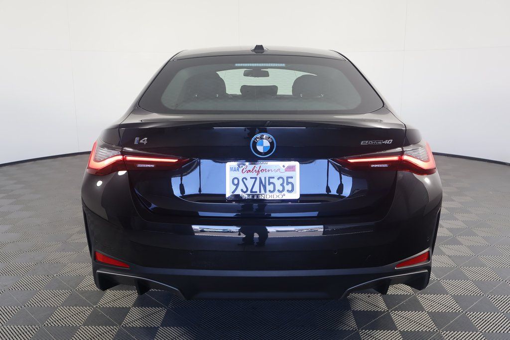 Thumbnail: 2025 BMW i4 - 5