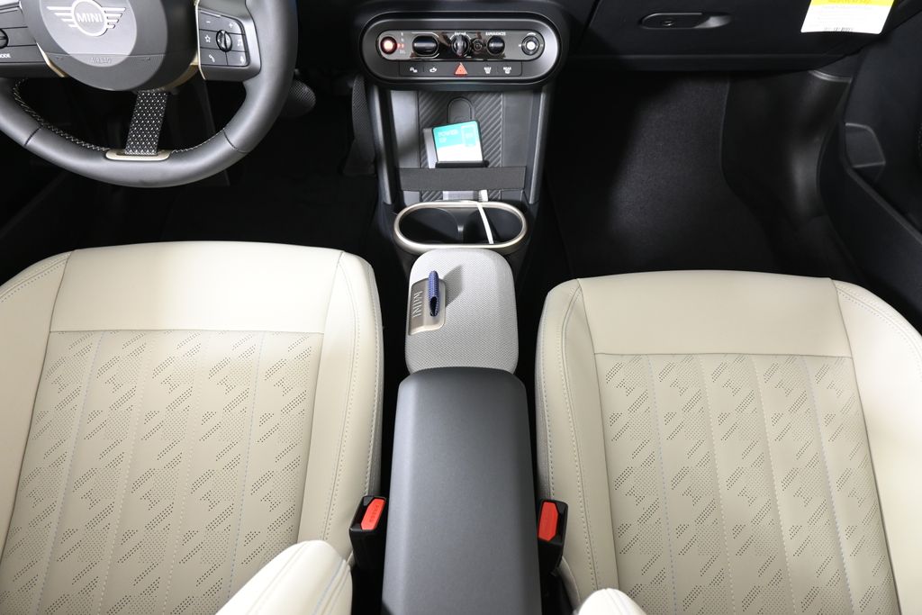 Thumbnail: 2026 MINI Cooper - 23