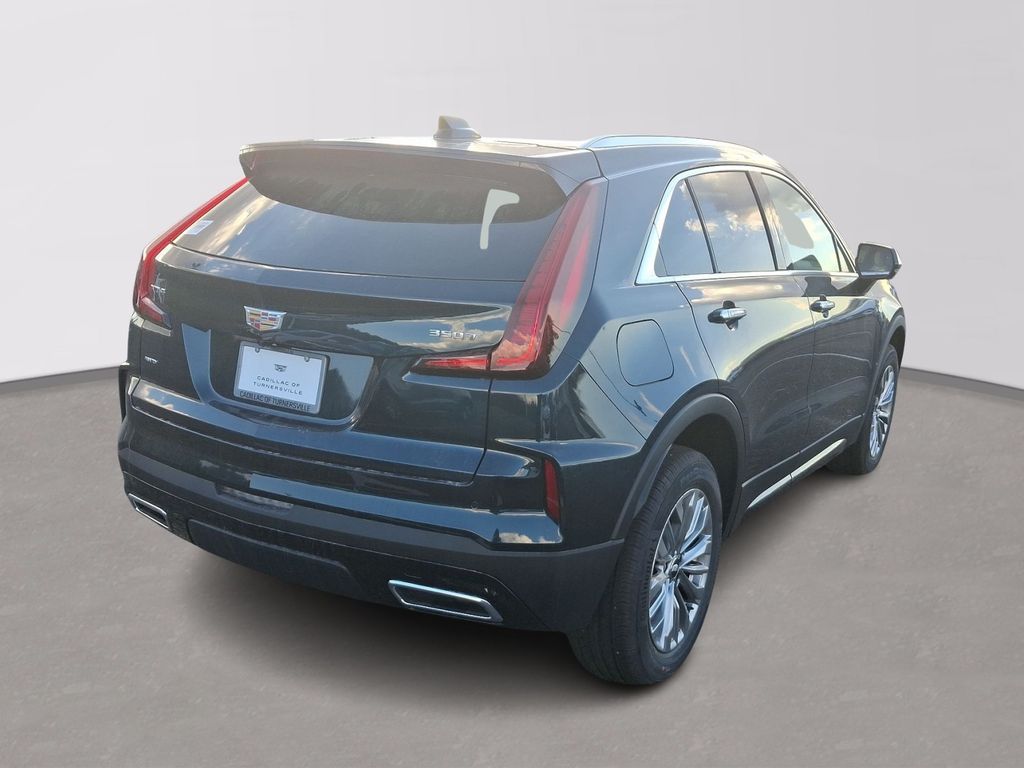 2025 Cadillac XT4 Premium Luxury 4