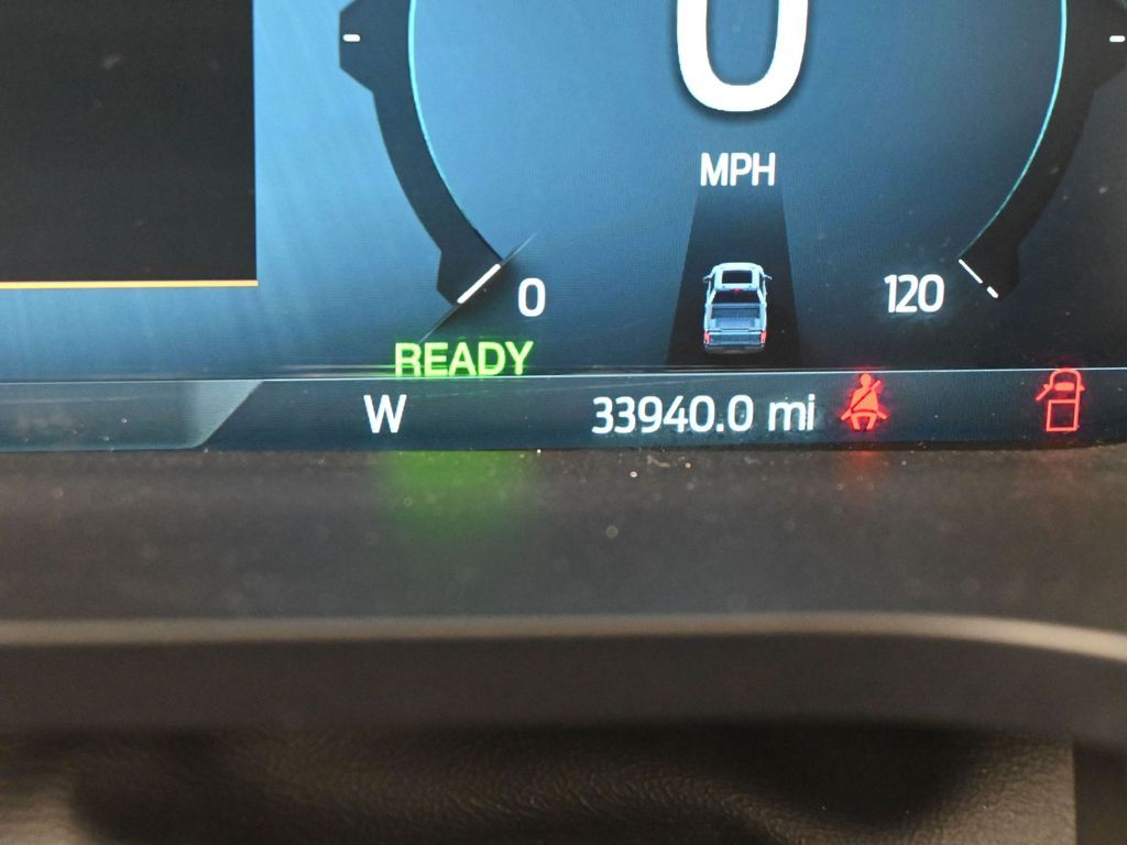 Used 2024 Silver Metallic Ford XLT image 39