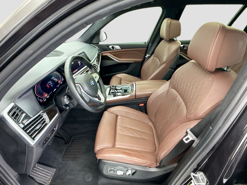 Thumbnail: 2020 BMW X7 - 18