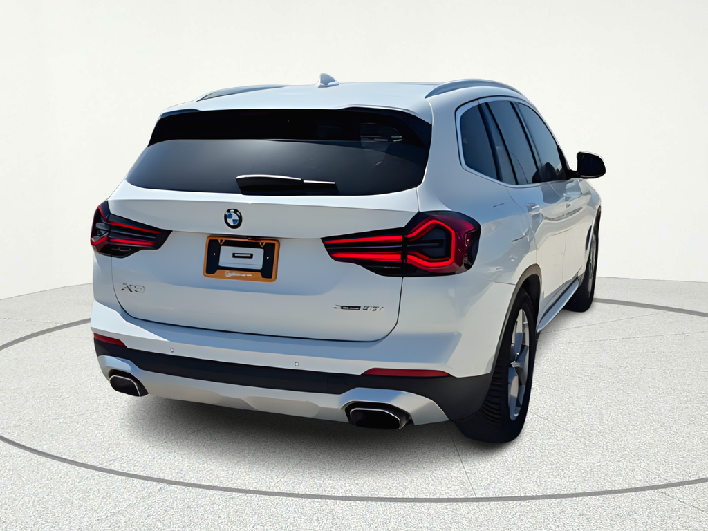 2022 BMW X3 xDrive30i White at Autostrade