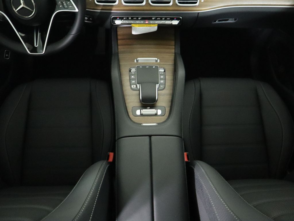 Thumbnail: 2026 Mercedes-Benz GLS - 18