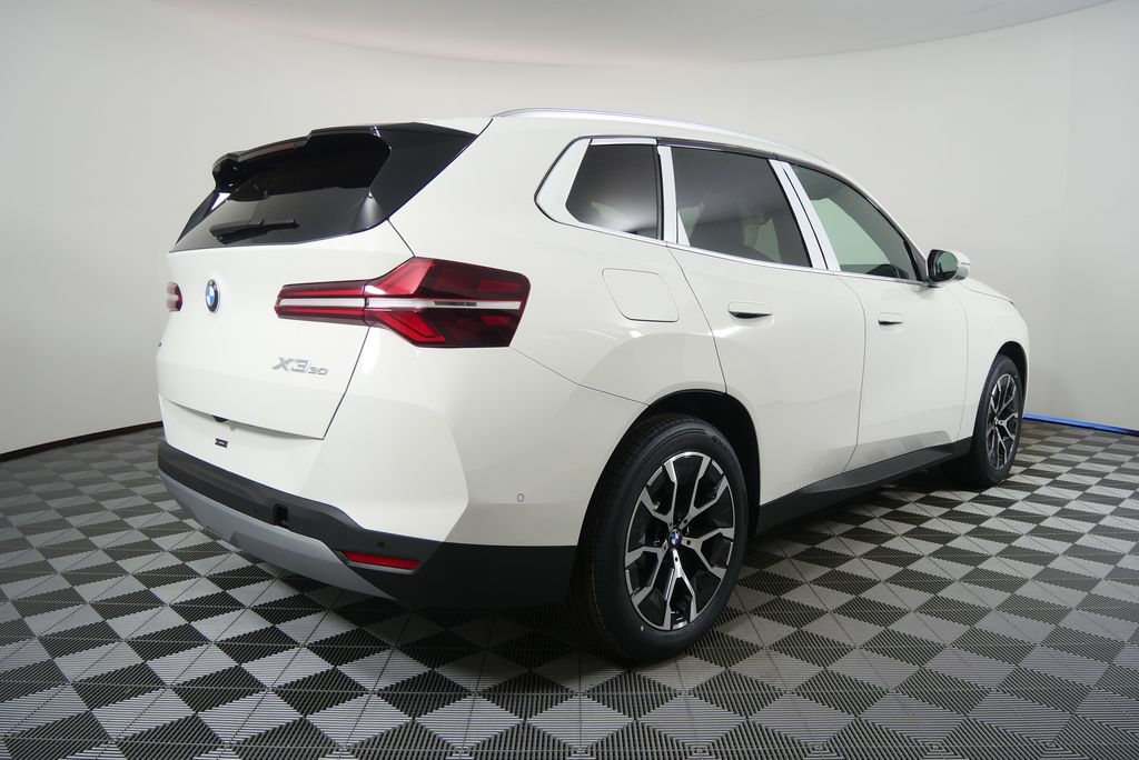 Thumbnail: 2026 BMW X3 - 3