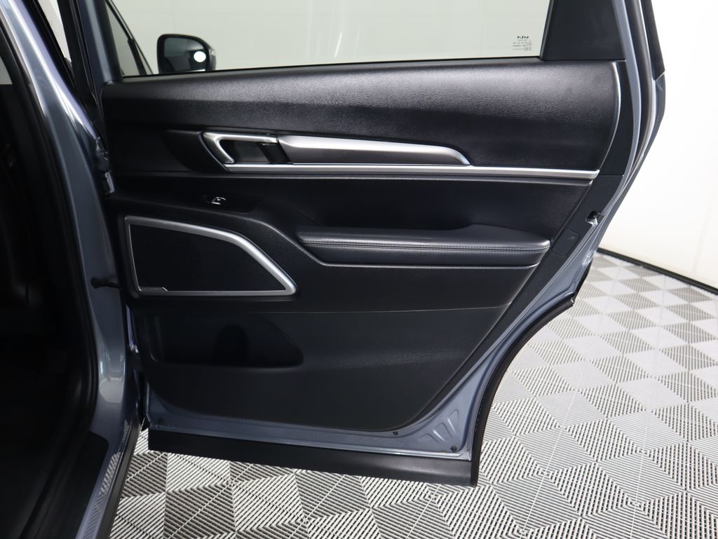 Thumbnail: 2024 Kia Telluride - 29