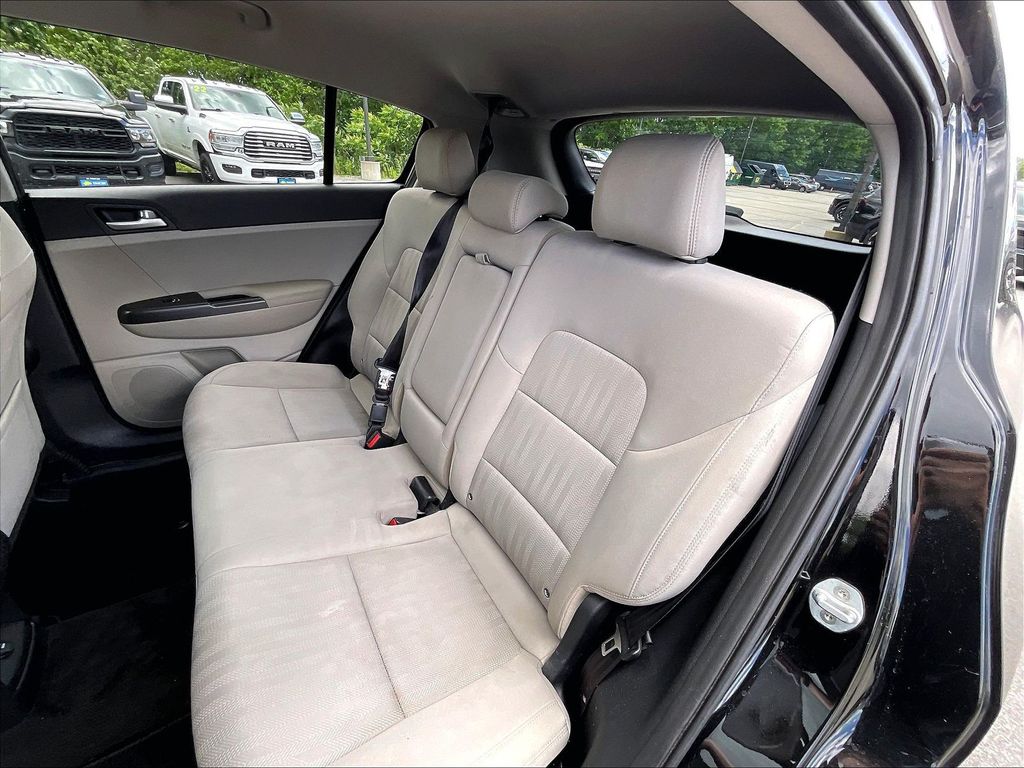 2020 Kia Sportage — photo 14