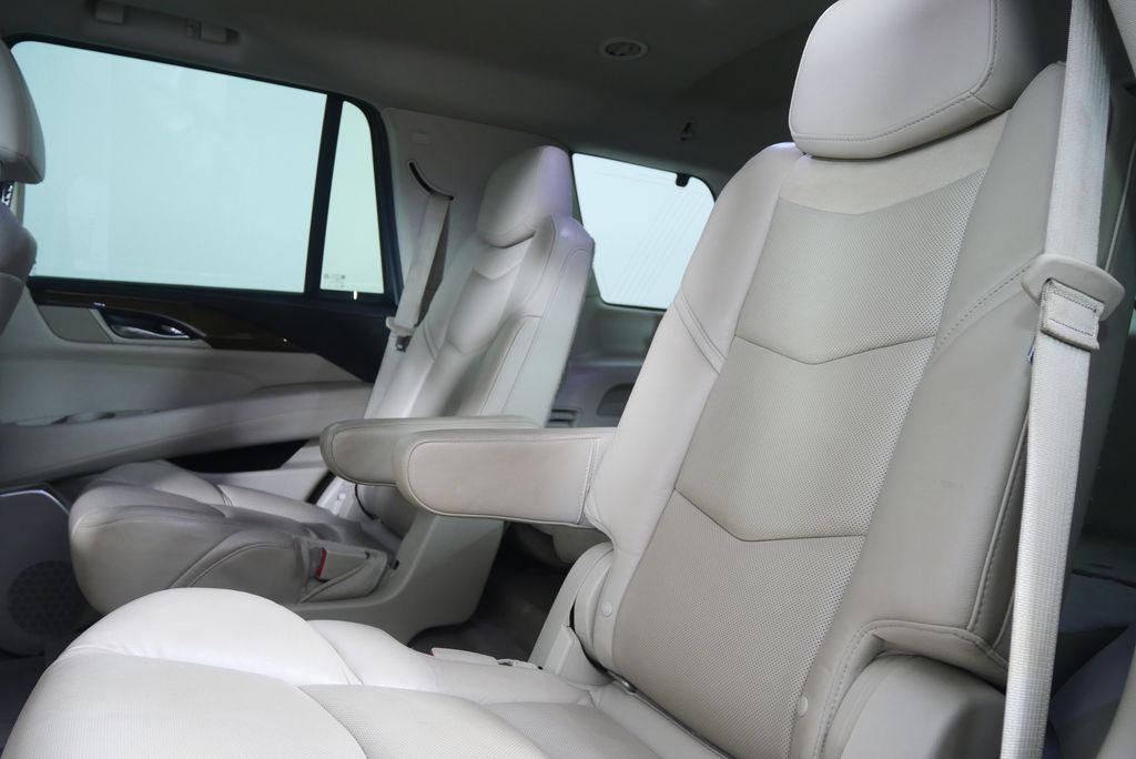 Thumbnail: 2020 Cadillac Escalade - 16