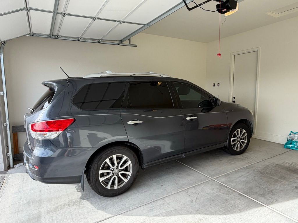 Thumbnail: 2014 Nissan Pathfinder - 2